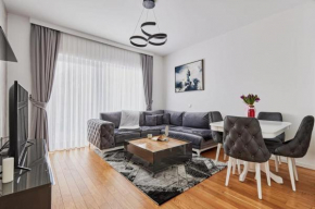 Lux 2 Bedroom apartment 2 Bathroom with balcony,
